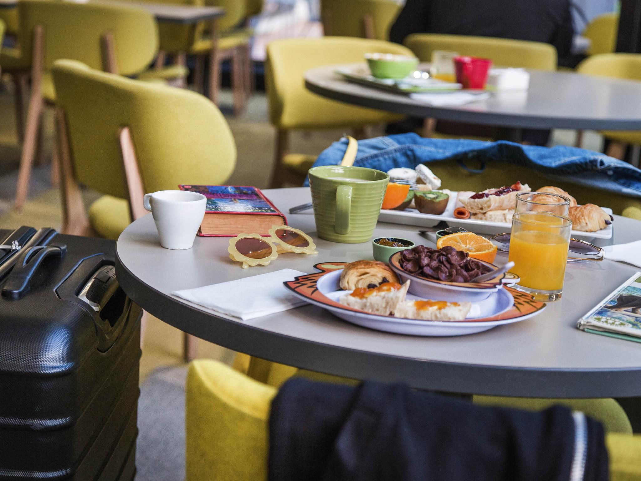 Ibis Styles Tours Sud Hotel Chambray-les-Tours Exterior photo